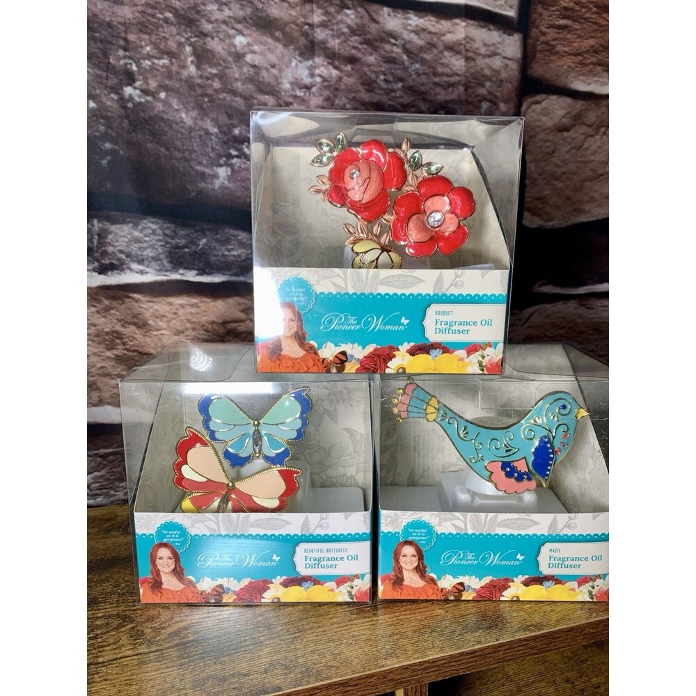 3 Pioneer Woman Bouquet, Butterfly, and Blue Bird Fragrance Oil Diffuser Lot